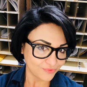 Meet your Posher, Lorena